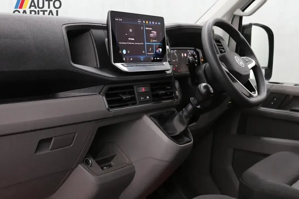 Usado VW Crafter 140 HP (102 kW) 2025 Branco Van