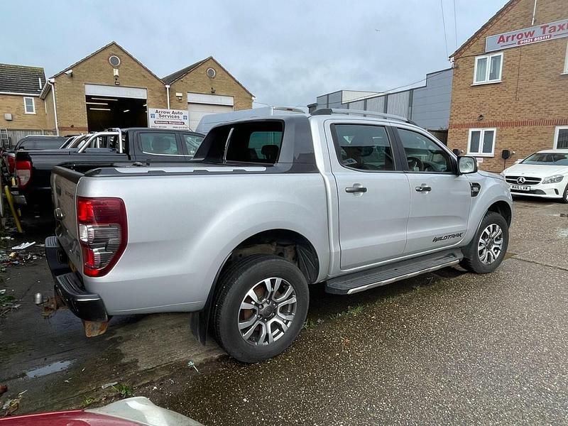 Used Ford Ranger Wildtrack 200 HP (147 kW) 2018 Silver Pickup