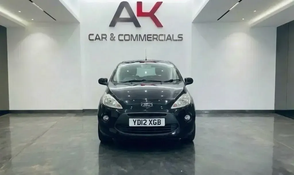 Usado Ford Ka Titanium 69 CV (50 kW) 2012 Negro Utilitario
