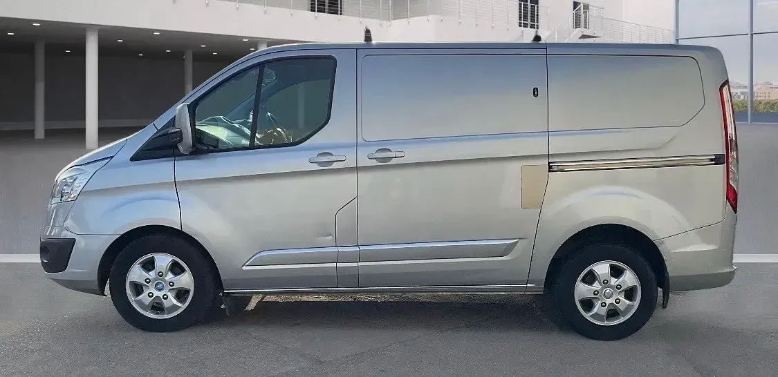 Used Ford Transit Custom Limited 125 HP (91 kW) 2016 Silver Van