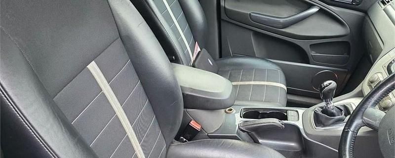 Used Ford Kuga Titanium 163 HP (119 kW) 2012 Panther black SUV