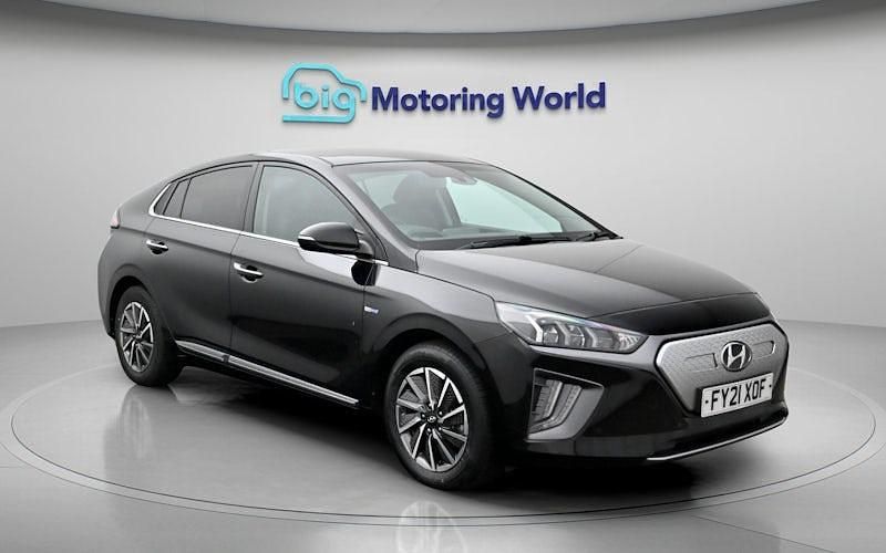 Used Hyundai Ioniq Premium SE 100 kW (136 HP) 2021 Black Hatchback