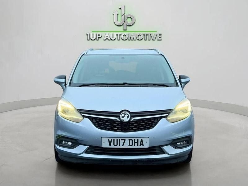Used Vauxhall Zafira Tourer SRi 140 HP (102 kW) 2017 Silver MPV