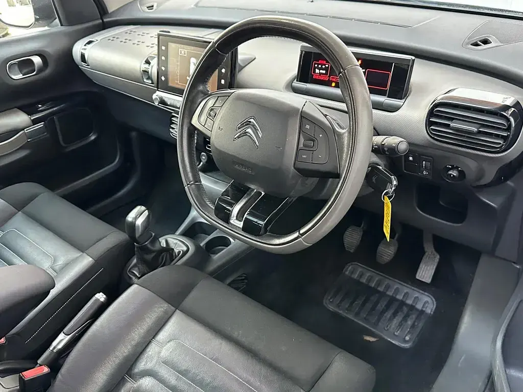 Used Citroën C4 Cactus Flair 2017 Grey Hatchback
