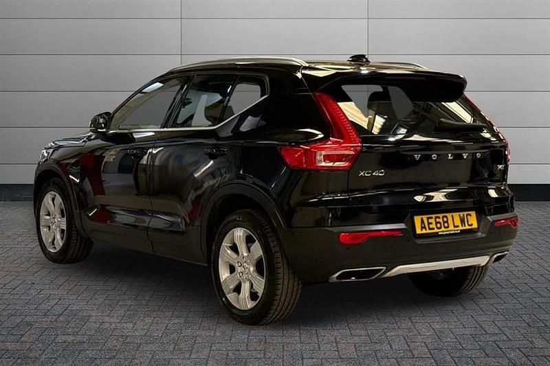 Usado Volvo XC40 Inscription 190 HP (139 kW) 2019 Preto SUV