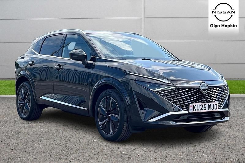 Black New 2025 Nissan Qashqai Tekna SUV | £25,264 (Fair price) - Image 1/4