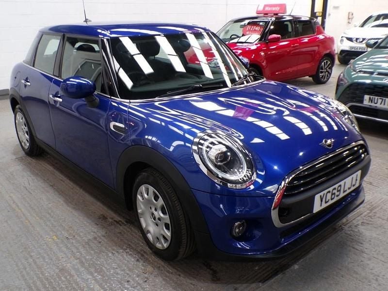 Blue Used 2019 Mini ONE Comfort Hatchback | £10,480 (Fair price) - Image 1/4