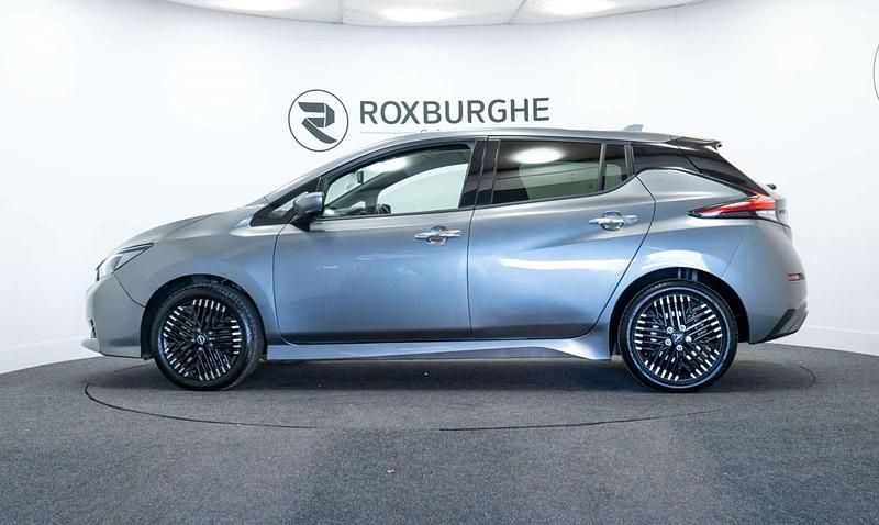 Used Nissan Leaf N-Connecta 110 kW (150 HP) 2022 Grey Hatchback