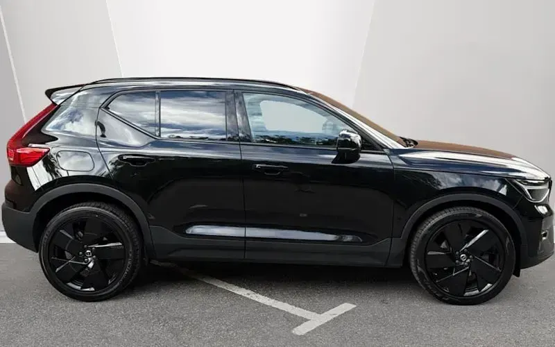 Used Volvo XC40 Plus 197 HP (144 kW) 2026 SUV