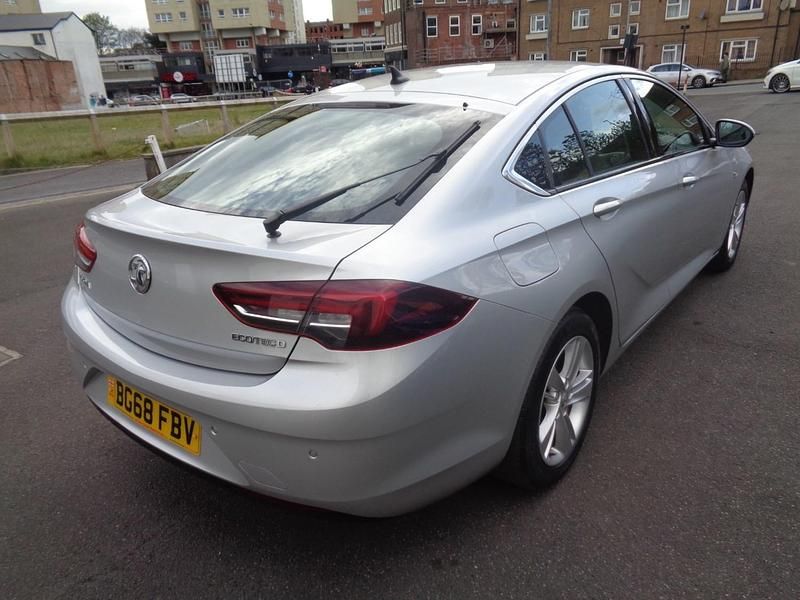 Used Vauxhall Insignia Sport 110 HP (80 kW) 2018 Silver Hatchback