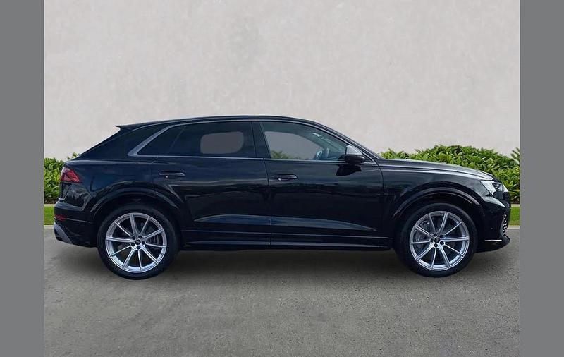 Usado Audi RS Q8 Performance 640 CV (470 kW) 2025 Negro SUV