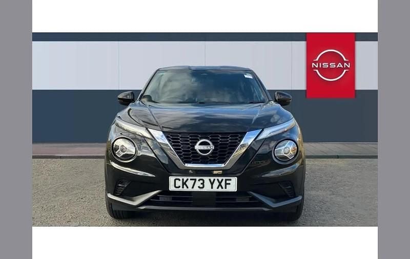 Used Nissan Juke N-Connecta 114 HP (83 kW) 2023 Black SUV