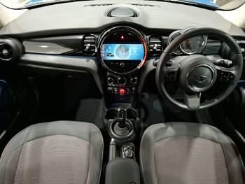 Used Mini Cooper Classic 136 HP (100 kW) 2022 Blue Hatchback