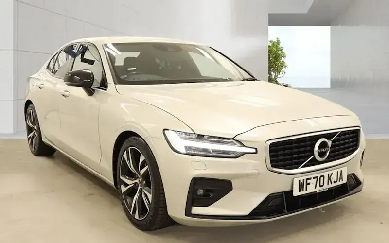 Used Volvo S60 R-Design 250 HP (183 kW) 2020 Sedan
