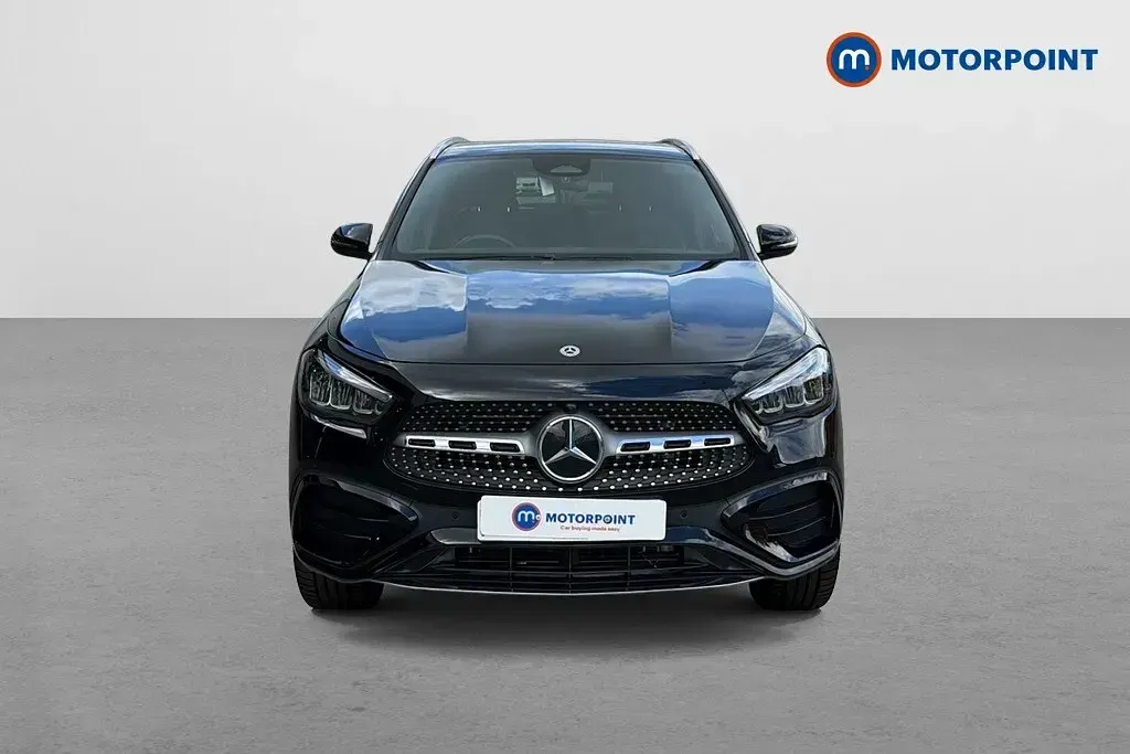 Used Mercedes GLA200 Executive 163 HP (119 kW) 2024 Black SUV