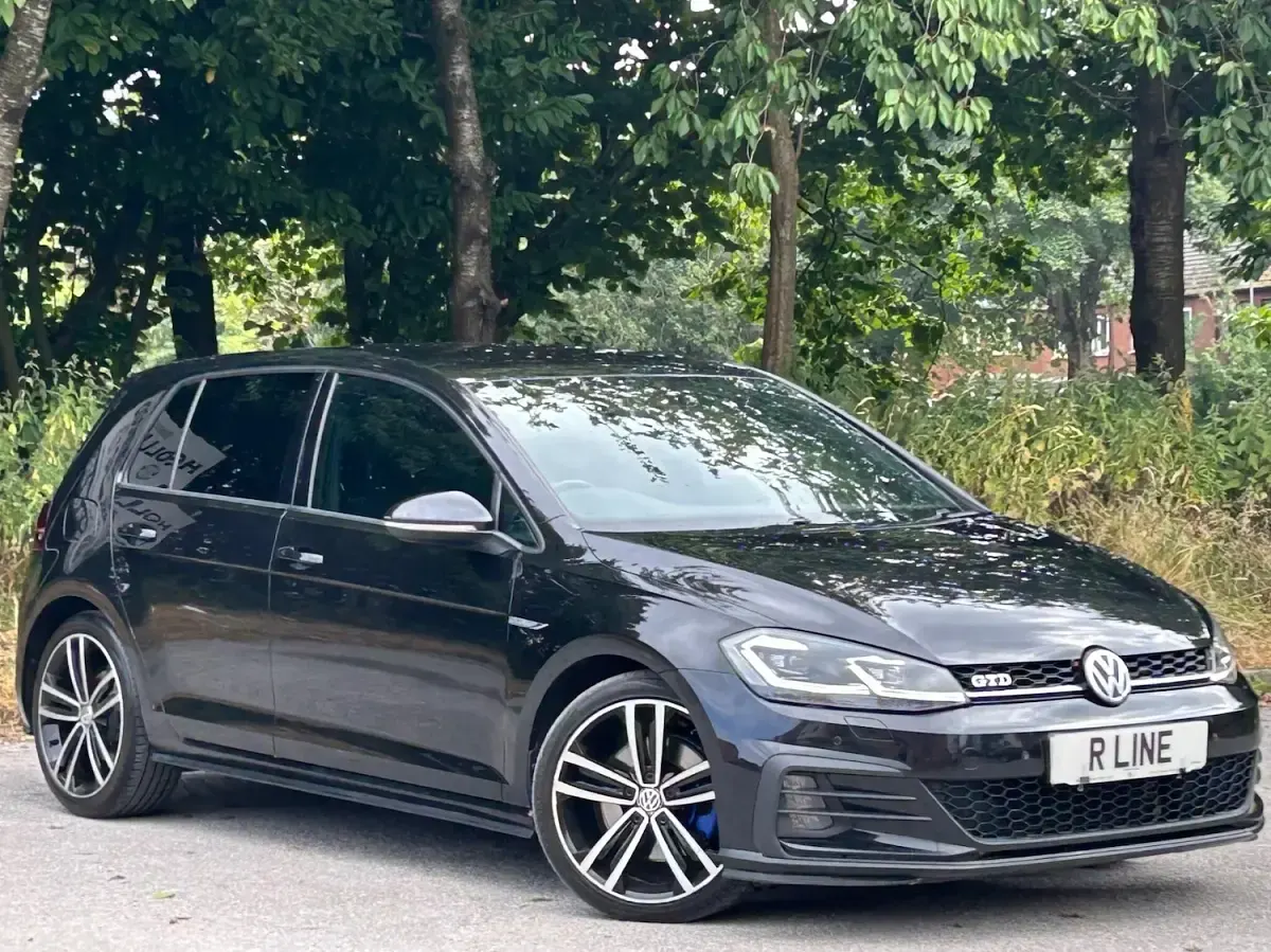 Used VW Golf VII GTD 184 HP (135 kW) 2017 Black Hatchback