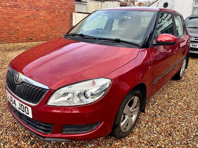 Red Used 2014 Skoda Fabia SE Hatchback | £5,295 (Good price) - Image 1/4
