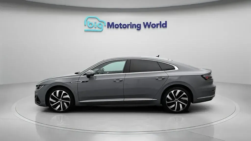 Usado VW Arteon R-line 190 HP (139 kW) 2023 Cinzento Citadino
