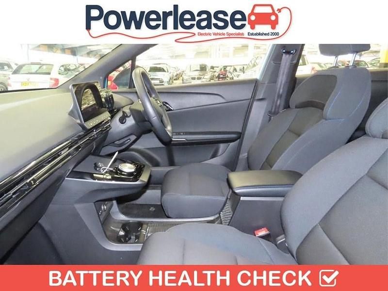 Used MG MG4 EV SE 2023 Blue Hatchback