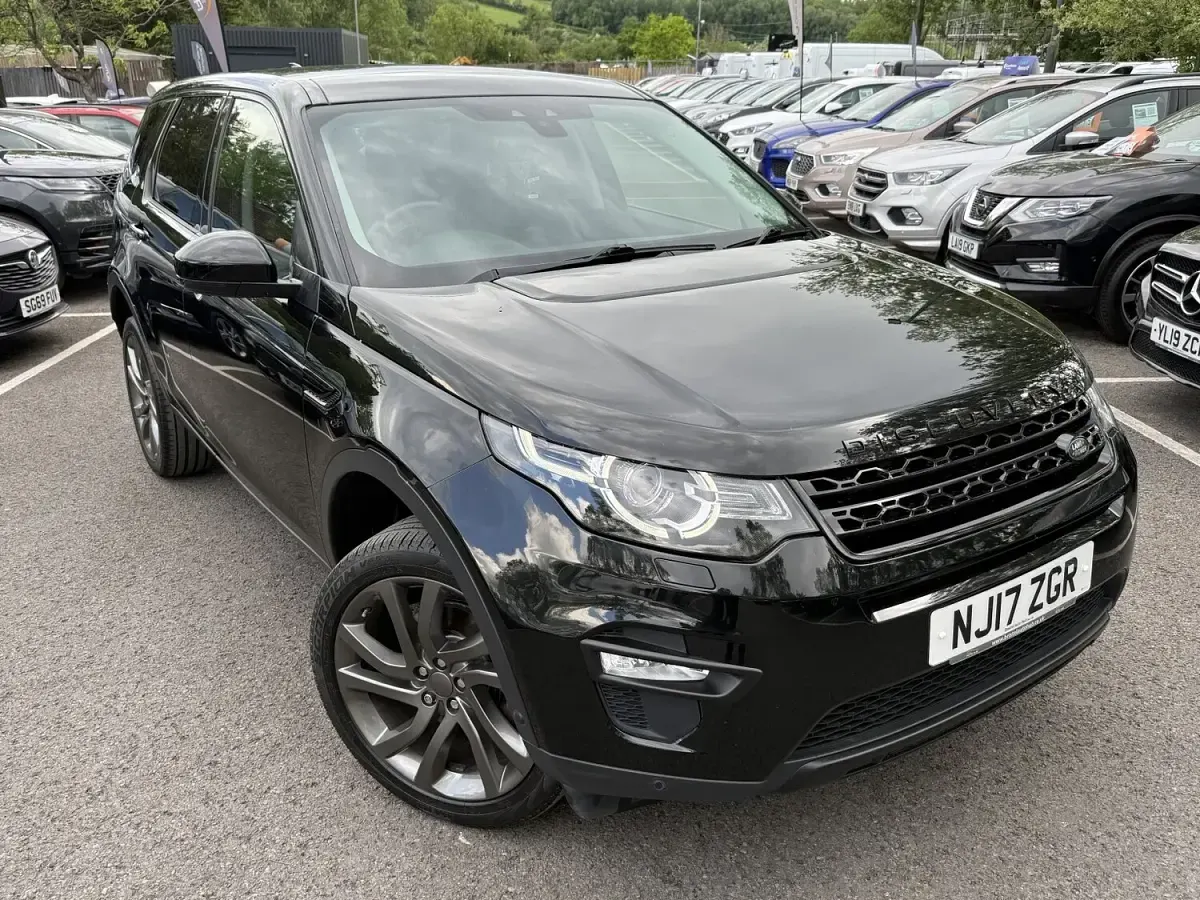 Used Land Rover Discovery Sport HSE Luxury 180 HP (132 kW) 2017 Black SUV