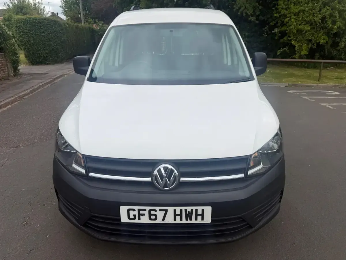 Used VW Caddy Startline 102 HP (75 kW) 2017 White MPV