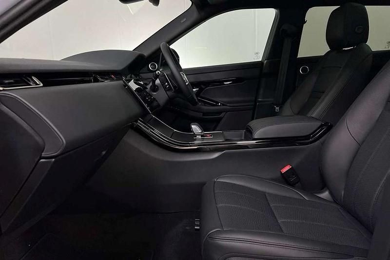 Used Land Rover Range Rover evoque HSE Dynamic 200 HP (147 kW) 2025 Grey SUV