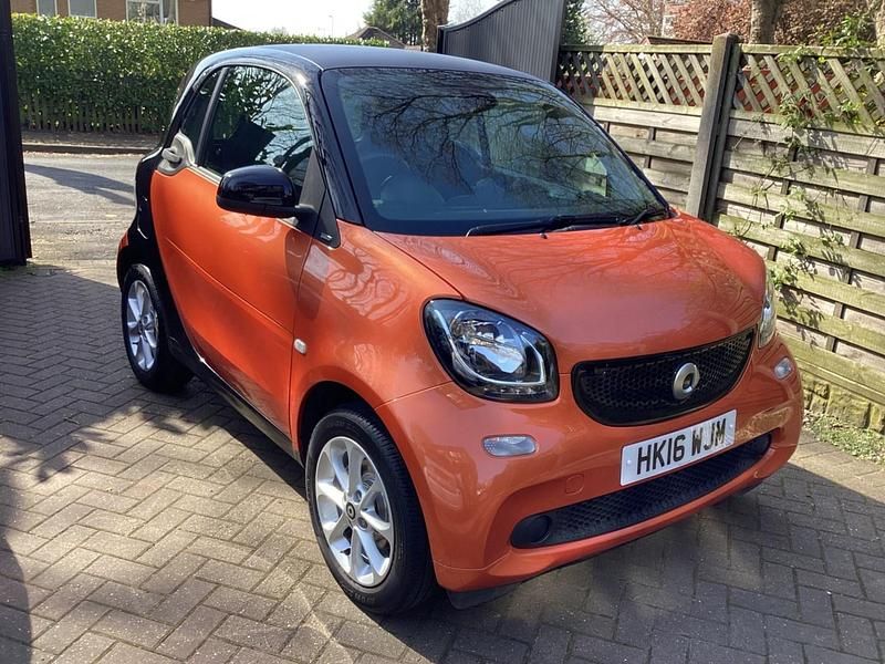Used Smart ForTwo Coupé Passion 71 HP (52 kW) 2016 Orange Coupe