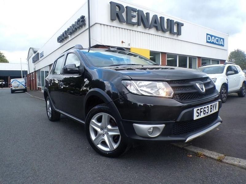 Black Used 2013 Dacia Sandero Ambiance Hatchback | £3,795 (Fair price) - Image 1/2