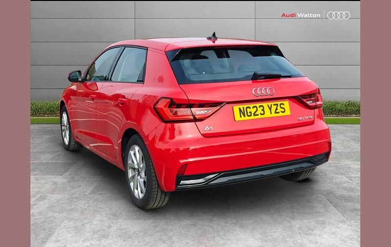 Used Audi A1 Sport 108 HP (79 kW) 2023 Red SUV