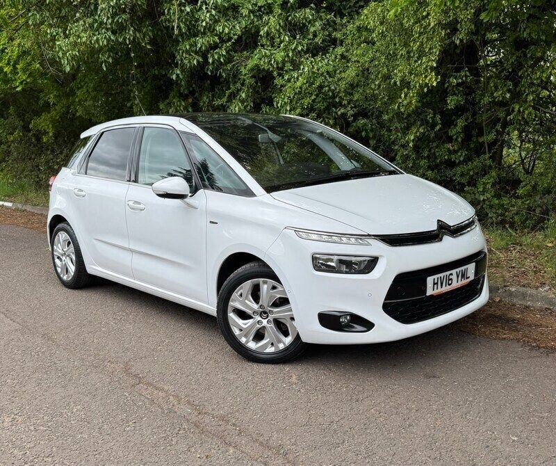 White Used 2016 Citroën C4 Picasso Exclusive MPV | £6,295 (A bit pricey) - Image 1/4
