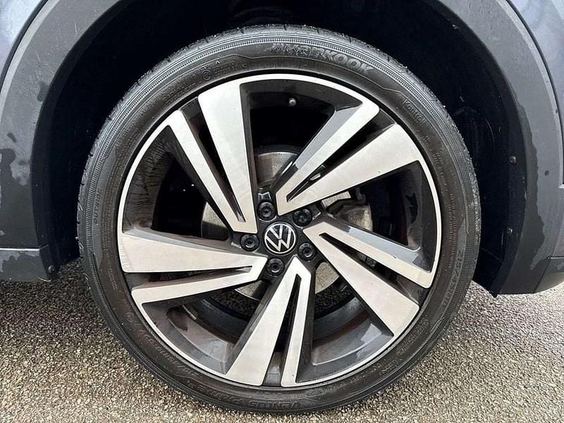 Usado VW T-Cross R-line 150 CV (110 kW) 2022 Gris SUV
