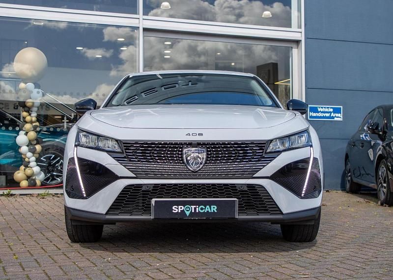 Used Peugeot 408 Allure Premium 129 HP (94 kW) 2023 White SUV