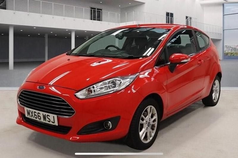 Red Used 2016 Ford Fiesta Zetec Hatchback | £5,995 (Fair price) - Image 1/1
