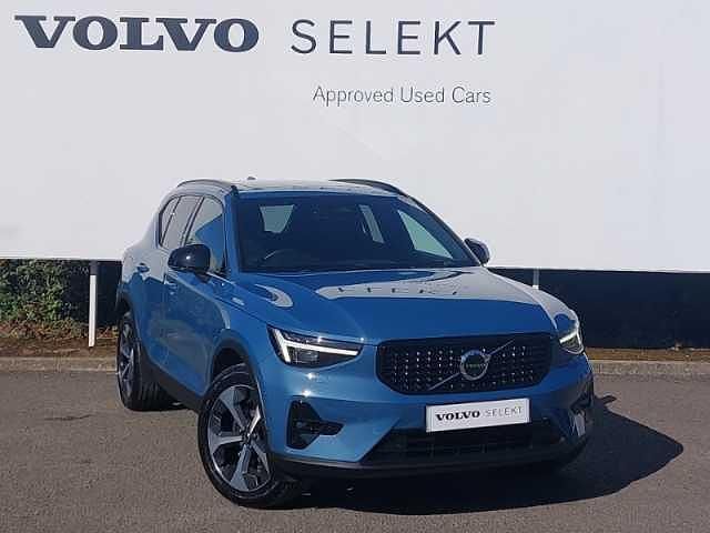 Used Volvo XC40 Ultimate 194 HP (142 kW) 2023 Blue SUV