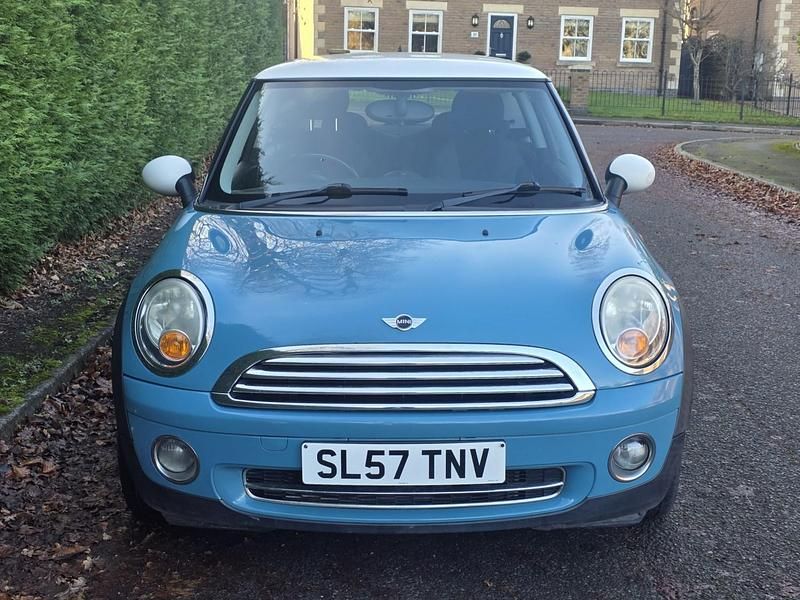 Used Mini ONE Hatch 95 HP (69 kW) 2007 Blue Hatchback