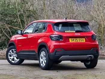 Used Jeep Avenger Summit 100 HP (73 kW) 2025 Red SUV