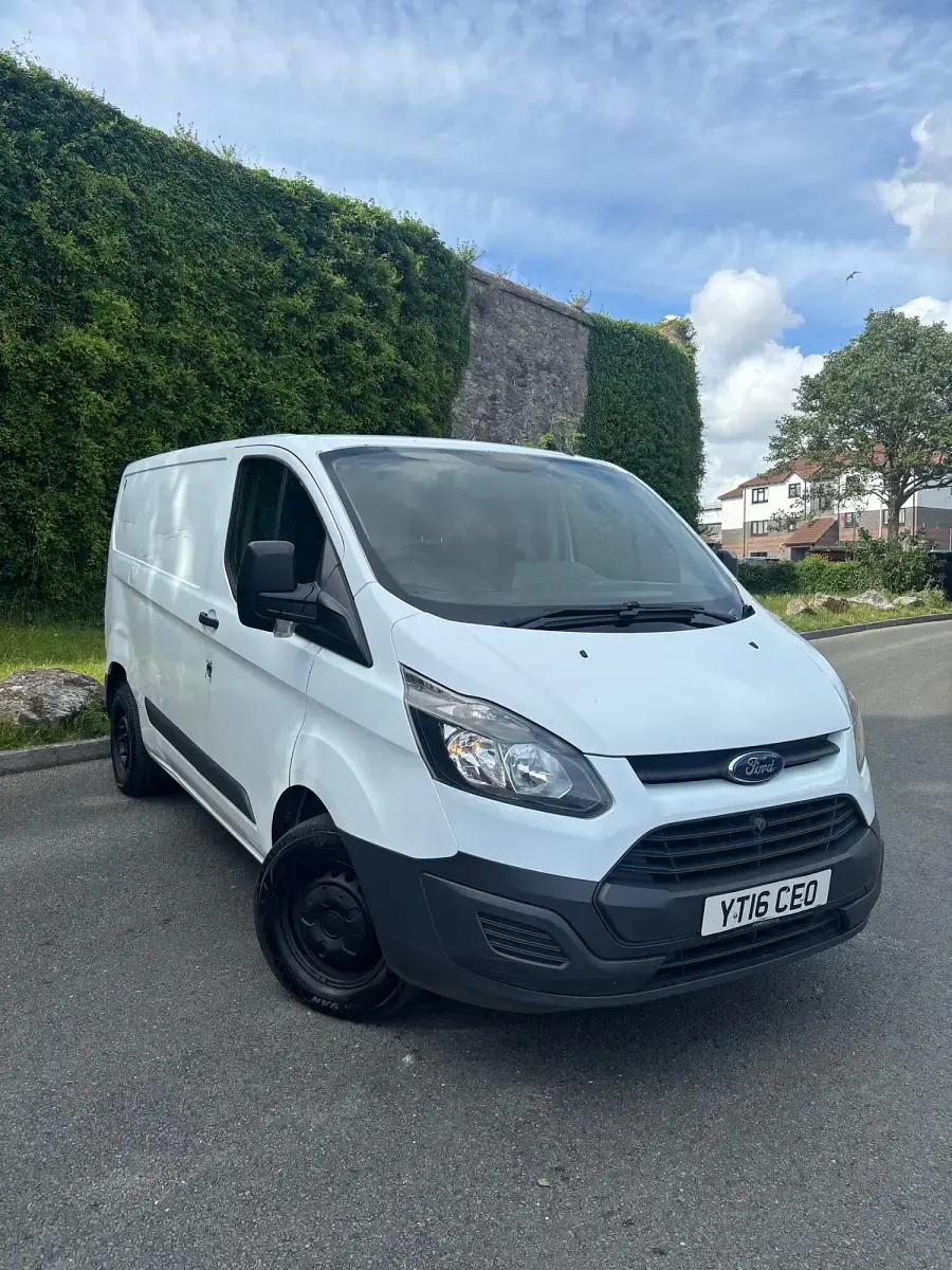 Used Ford Transit Custom 100 HP (73 kW) 2016 White Van