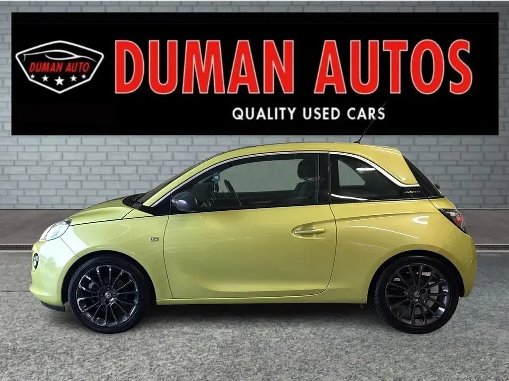 Usado Vauxhall Adam Glam 70 HP (51 kW) 2014 Verde Citadino