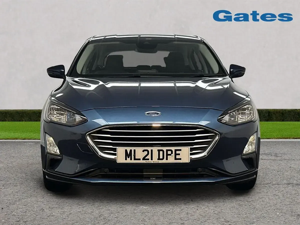 Used Ford Focus Zetec 125 HP (91 kW) 2021 Blue Hatchback