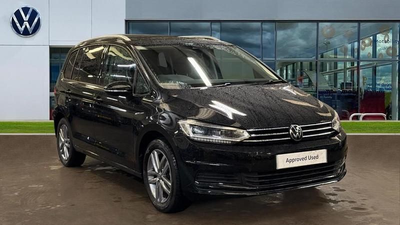 Used VW Touran Match 150 HP (110 kW) 2025 Grenadilla black metallic MPV