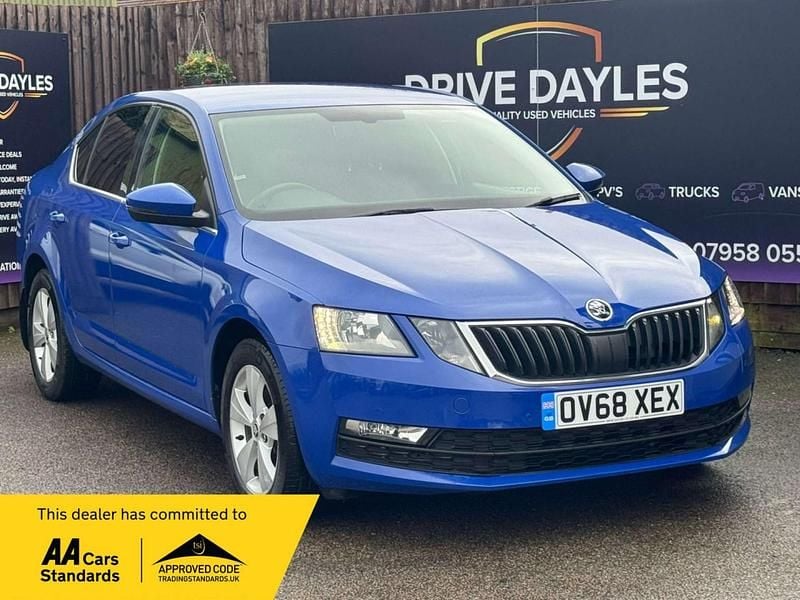 Used Skoda Octavia SE Technology 115 HP (84 kW) 2018 Blue Hatchback