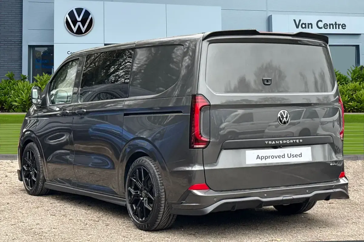 Novo VW Transporter Pro 148 HP (108 kW) 2026 Cinzento Van