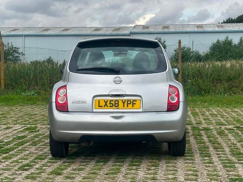 Used Nissan Micra Acenta 79 HP (58 kW) 2008 Silver Hatchback