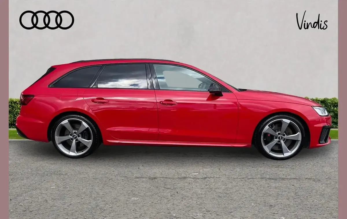 Usado Audi S4 Black Edition 347 CV (255 kW) 2020 Rojo Familiar