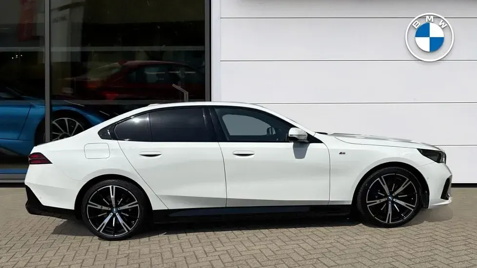 Used BMW i5 M Sport 246 kW (335 HP) 2024 White