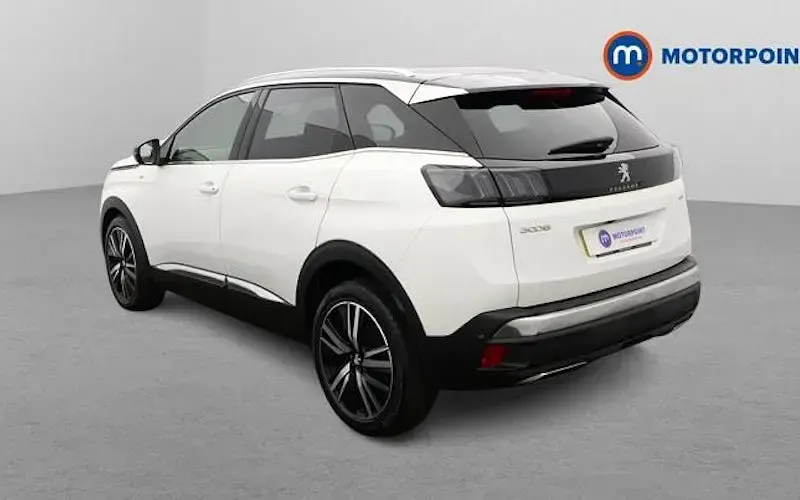 Used Peugeot 3008 Premium 131 HP (96 kW) 2022 White SUV