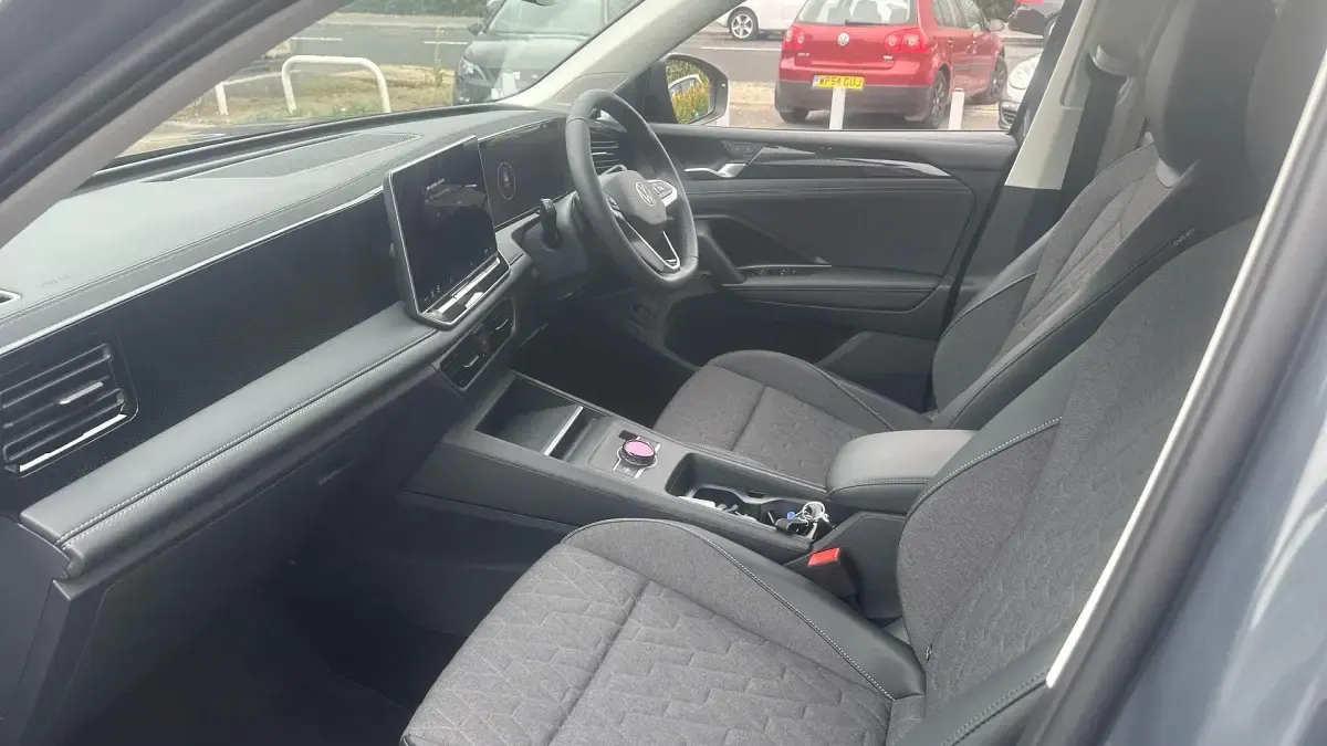 New VW Tiguan Match 131 HP (96 kW) 2025 Grey SUV