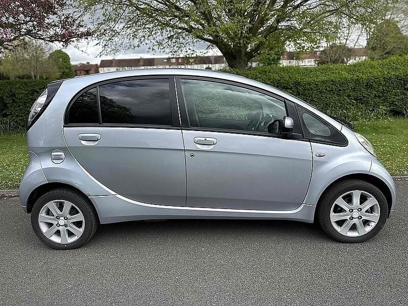 Used Mitsubishi i 67 HP (49 kW) 2009 Silver Hatchback