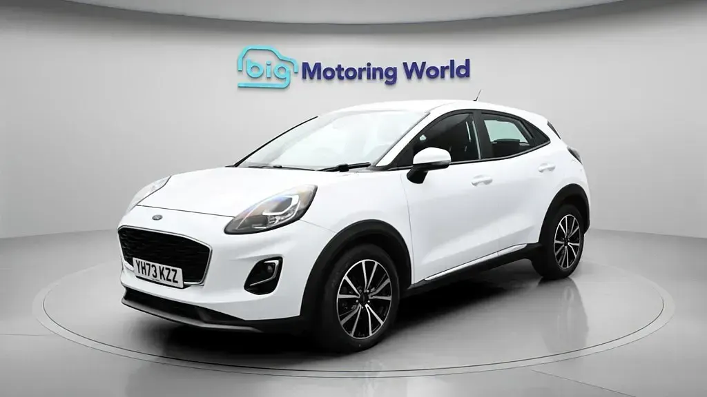 Usado Ford Puma Titanium 125 HP (91 kW) 2023 Branco SUV