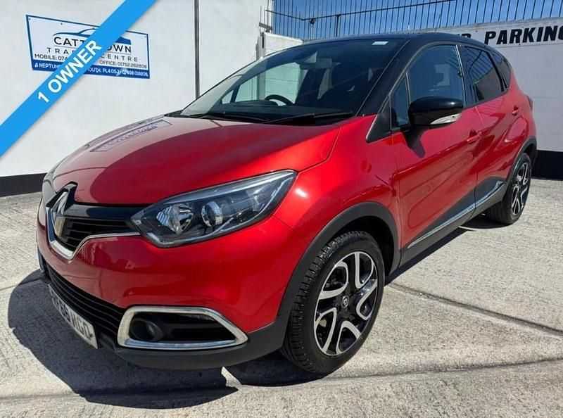 Red Used 2016 Renault Captur Dynamique SUV | £6,495 (Fair price) - Image 1/4